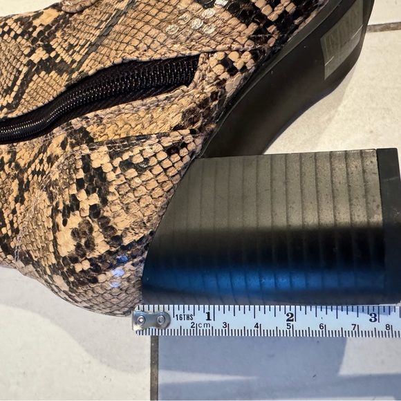 Wide calf snake skin knee high boots - Picture 5 of 5